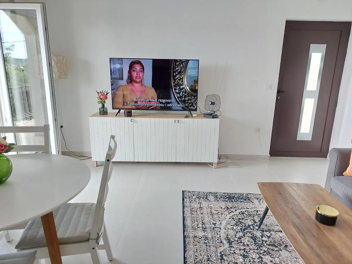 Apartment Big Blue Maslenica